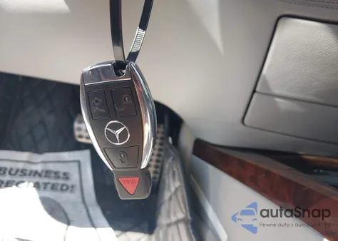 2013 Mercedes-Benz S 550 из США, поврежденный, VIN WDDNG7DB3DA505557